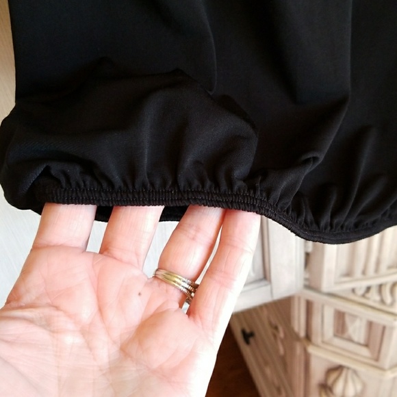 Top - Picture 2 of 4